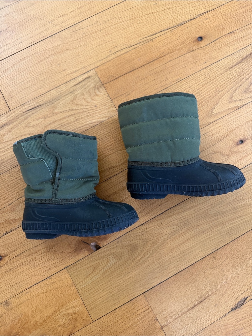 Old Navy Kids Olive Green and Navy Rain & Snow Boots